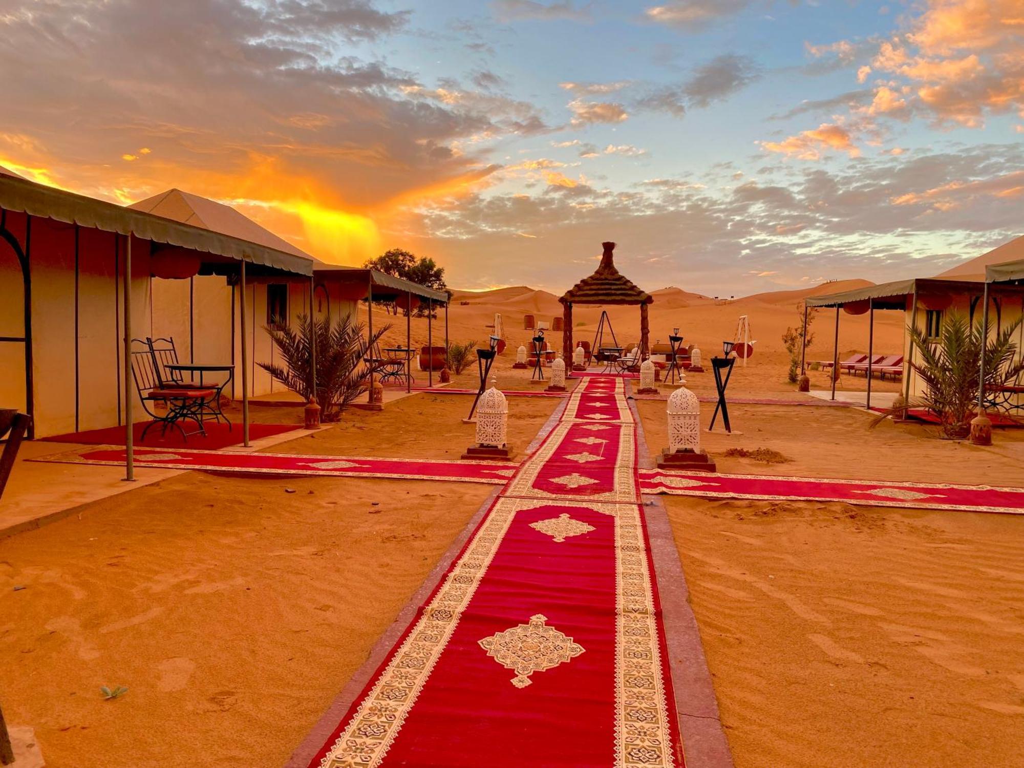 Moonlight Desert Camp 5*