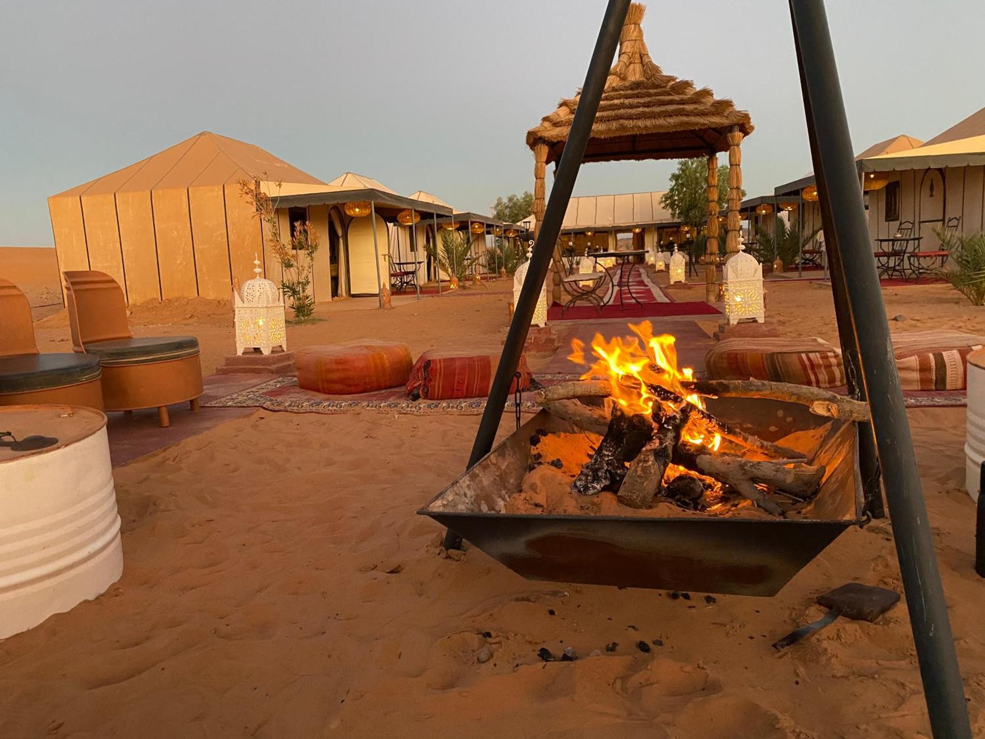 Moonlight Desert Camp Luxury tent